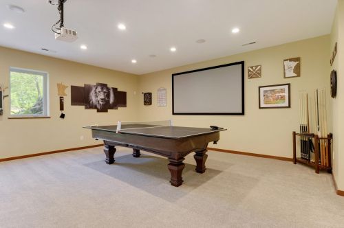 2083 Division St, Saint Paul MN  55109-4147 exterior