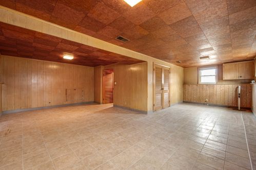 1925 Walnut St, Waukegan IL 60087-4946 exterior