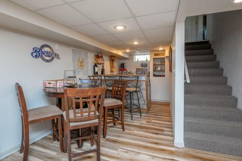 5411 Ohio Ave, Milwaukee WI 53219-4453 exterior