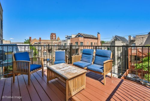 1630 Julian St, Chicago IL 60622-2233 exterior