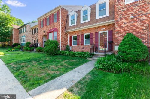 7508 Coddle Harbor Ln, Rockville MD  20854-3249 exterior