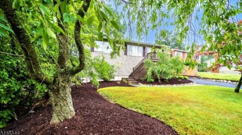 165 Rollins Trl, Hopatcong NJ  07843-1750 exterior