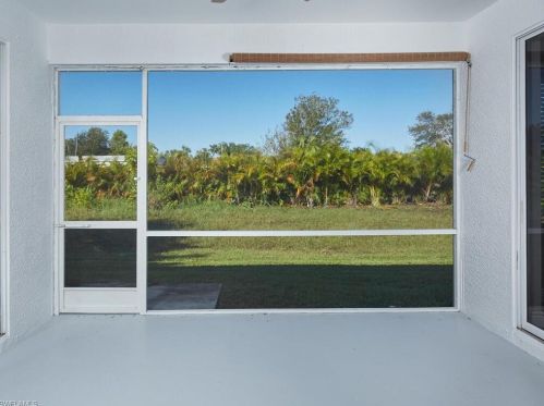 18307 Royal Hammock Blvd, Naples FL 34114-8910 exterior