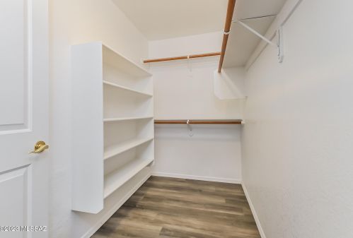 6895 Quailwood Way, Tucson AZ  85757-6920 exterior