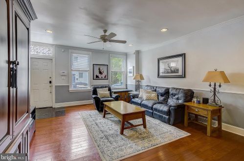 1029 18th St, Philadelphia PA  19146-1923 exterior