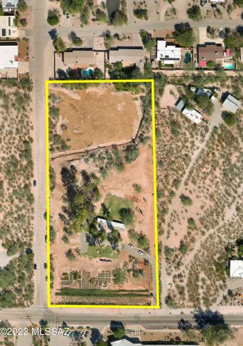 8305 Pima St, Tucson AZ  85715-5219 exterior