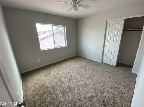 8229 4 Ave, Phoenix AZ 85041-5743 exterior