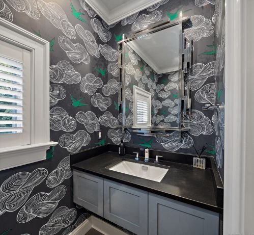 19 Pequot Trl, Westport CT 06880-2929 exterior