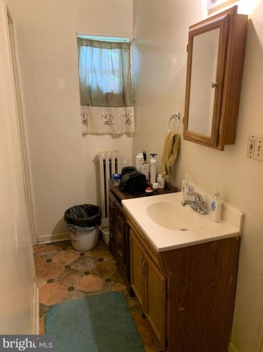 101 6 St, Darby PA 19023-2305 exterior