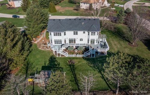 4408 Church Hl Ln, Bull Valley IL 60014-6582 exterior