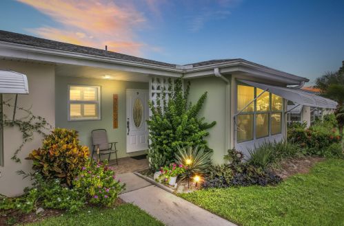 920 Savannas Point Dr, Fort Pierce, FL 34982-6785