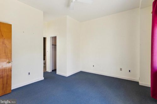 730 Bainbridge St, Philadelphia PA 19146-1807 exterior