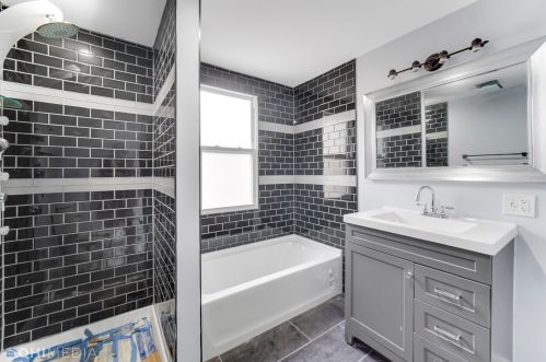 11932 La Salle St, Chicago IL  60628-6110 exterior