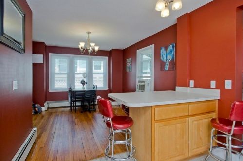 87 Lakevilla Ave, Springfield MA  01109-1405 exterior