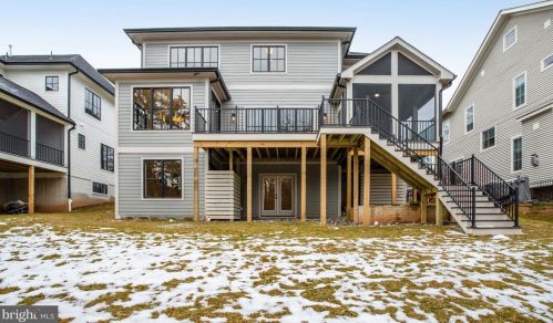 4700 25th St, Arlington VA  22207-3519 exterior