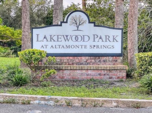 325 Forestway Cir, Altamonte Springs FL 32701-5802 exterior