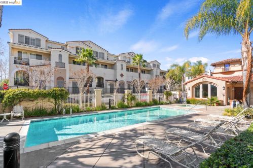 88 Parc Pl Dr, Milpitas CA 95035-3848 exterior