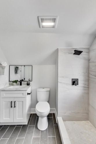 1624 Peterson Ave, Chicago IL  60660-2417 exterior