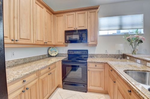 9911 Coronado Lake Dr, Boynton Beach FL 33437-5348 exterior