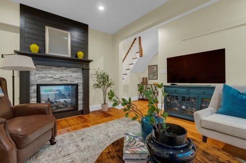 18 Linden St, Boston MA  02122 exterior