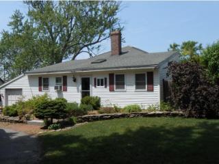 43 Rosedale Ave, Manchester, NH 03103-6436