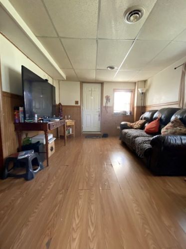 6219 Nagle Ave, Chicago IL 60638-4207 exterior