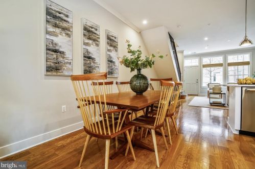 1125 Royal St, Alexandria VA 22314-4310 exterior