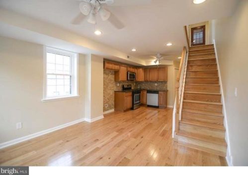 1600 Bainbridge St, Philadelphia PA  19146-2017 exterior