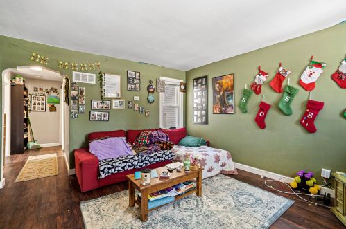 2445 62nd St, Milwaukee, WI 53219-2144