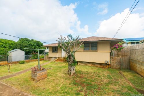 536 12 Ave, Honolulu HI exterior