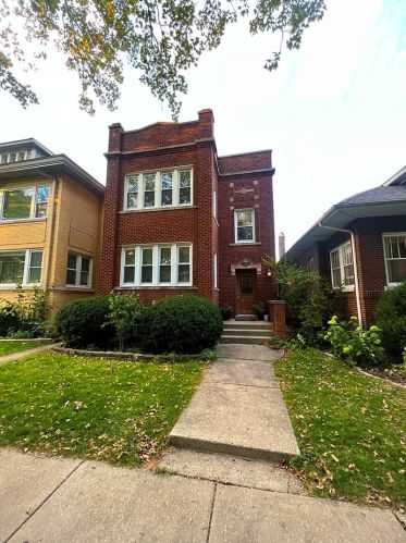 2740 Agatite Ave, Chicago IL 60706-4726 exterior