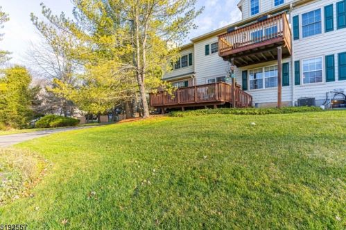 1 Davenport Pl, Morristown NJ 07960-6570 exterior