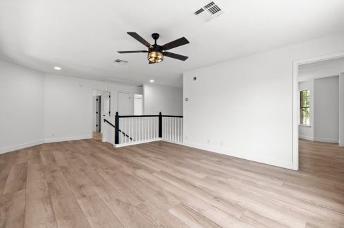 9117 Brimstone Ln, Austin TX 78717-3020 exterior