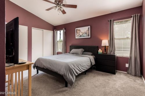 621 Los Feliz Dr, Chandler AZ  85226-4930 exterior