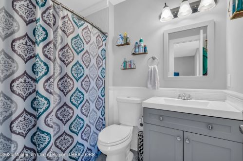 119 Serpentine Dr, Berkeley Township NJ  08721-2447 exterior