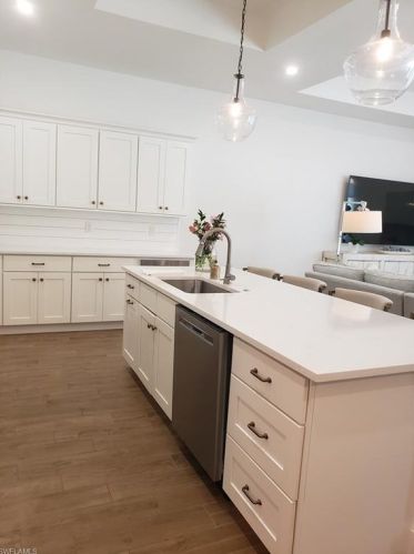 7956 Cordoba Pl, Naples FL 34113-8747 exterior