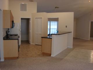 533 Nome Dr, Fort Pierce FL  34984-8904 exterior