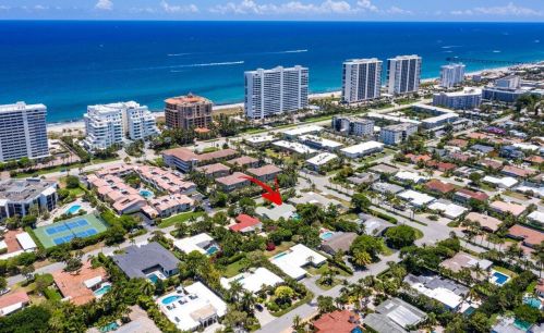 2401 Banyan Rd, Boca Raton, FL 33432-8094