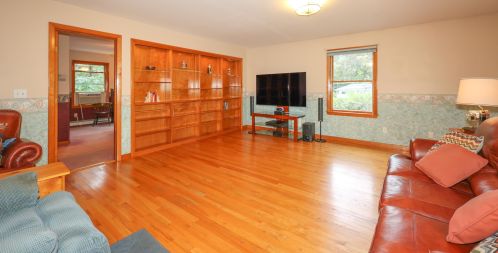 494 Mtn Rd, Concord NH 03301-6902 exterior