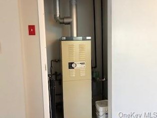 10 Dell Ave, Mount Vernon NY 10553-1054 exterior