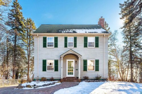 5708 London Rd, Duluth MN 55804-2517 exterior