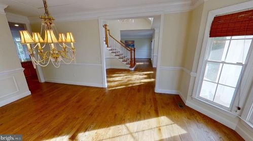 1827 Great Falls St, Mc Lean VA  22101-5416 exterior