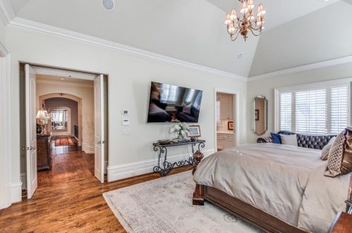 1 Bretton Woods Way, Dallas TX 75220-3808 exterior