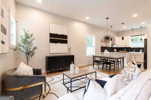 1437 Kenilworth Dr, Atlanta GA 30310-3943 exterior