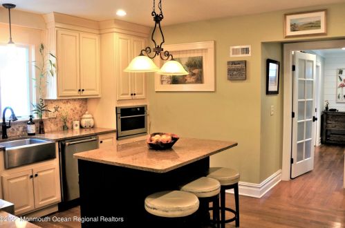 804 Atlantic Ave, Point Pleasant Beach NJ 08742-2914 exterior