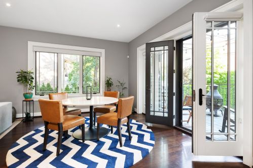 819 Castlewood Ter, Chicago IL  60640-4216 exterior