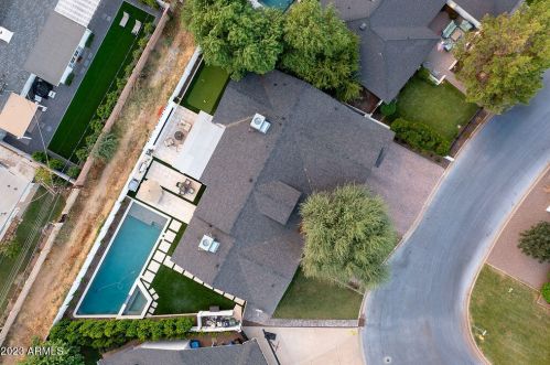 3302 51st St, Phoenix AZ  85018-6612 exterior