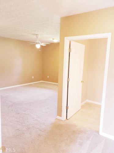 2294 Amber Wood Dr, Lithonia GA 30078-2601 exterior