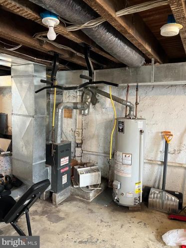 5204 Ditman St, Philadelphia PA 19124-2002 exterior