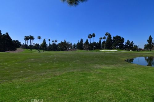 2354 Sunningdale Dr, Tustin CA  92782-1086 exterior